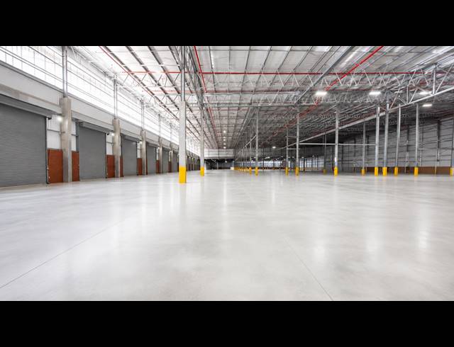 29,677M² WAREHOUSE TO LET IN PROSPECTON INDUSTRIAL